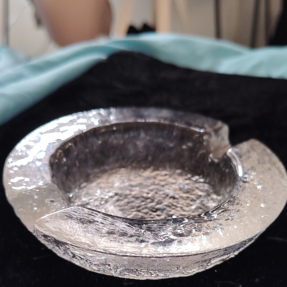 Elegant Glass Ashtray